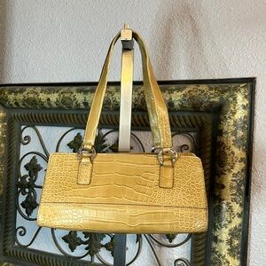 Tommy Hilfiger faux pebble leather shoulder bag